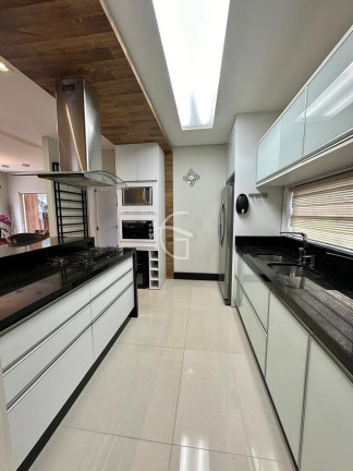 Imagem Casa com 3 Quartos à Venda,  em América - Joinville