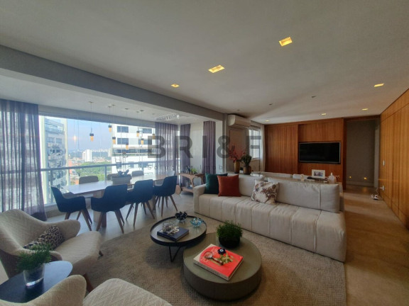 Apartamento com 2 Quartos para Alugar, 118 m² em Brooklin - São Paulo