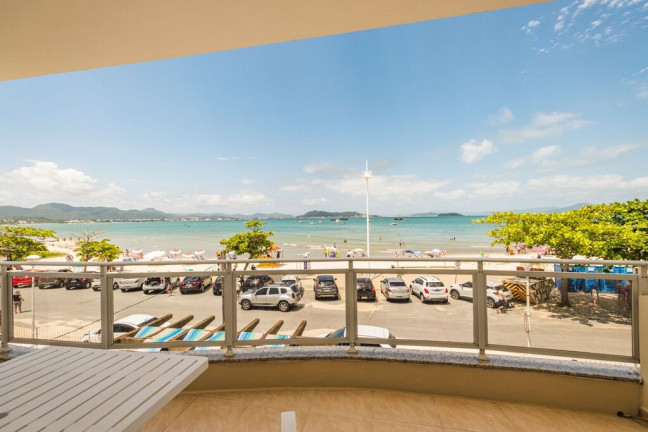 Imagem Casa com 6 Quartos à Venda, 420 m² em Ponta Das Canas - Florianópolis