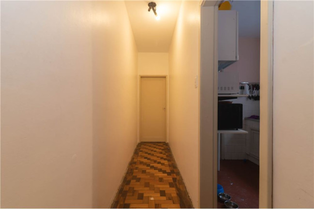 Imagem Imóvel com 1 Quarto à Venda, em Cidade Baixa - Porto Alegre Imagem Imóvel com 1 Quarto à Venda, em Cidade Baixa - Porto Alegre