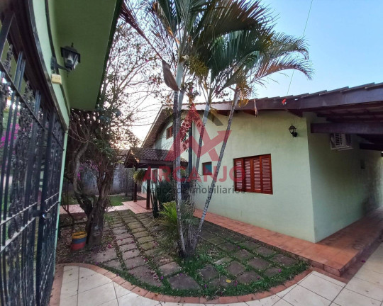 Casa com 3 Quartos à Venda, 1.100 m² em Jardim Estância Brasil - Atibaia