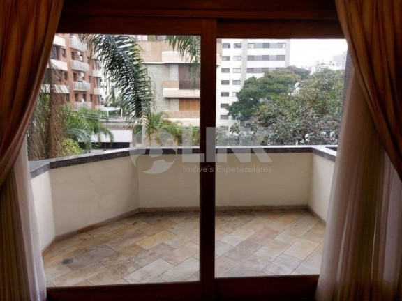 Imagem Imóvel com 3 Quartos à Venda, 317 m² em Bela Vista - Porto Alegre Imagem Imóvel com 3 Quartos à Venda, 317 m² em Bela Vista - Porto Alegre