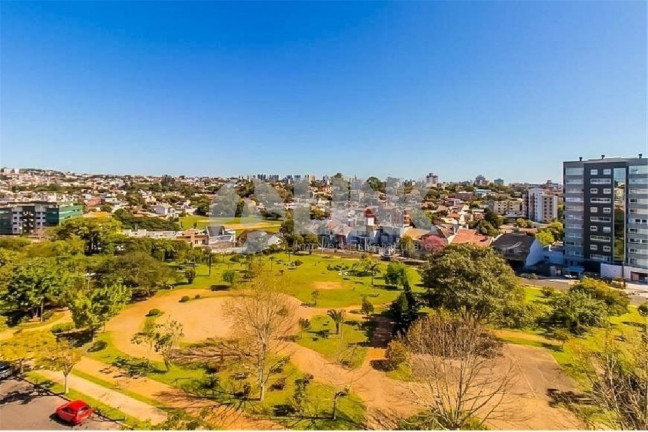 Imagem Imóvel com 3 Quartos à Venda, 324 m² em Jardim Planalto - Porto Alegre Imagem Imóvel com 3 Quartos à Venda, 324 m² em Jardim Planalto - Porto Alegre