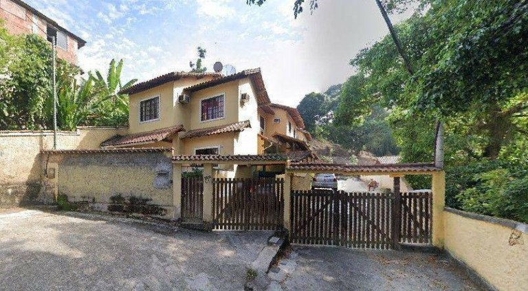 Imagem Casa com 2 Quartos à Venda, 76 m² em Santa Bárbara - Niterói Imagem Casa com 2 Quartos à Venda, 76 m² em Santa Bárbara - Niterói