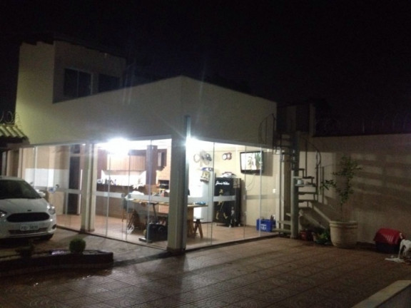 Imagem Casa com 2 Quartos à Venda, 275 m² em Vale Do Igapó - Bauru