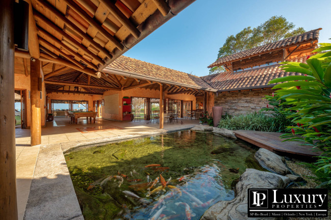 Imagem Casa com 11 Quartos à Venda, em Loteamento Roteiro Do Sol - Caraguatatuba Imagem Casa com 11 Quartos à Venda, em Loteamento Roteiro Do Sol - Caraguatatuba
