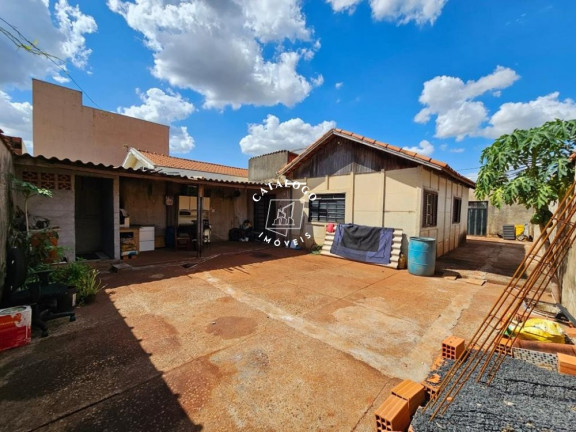 Casa com 3 Quartos para Alugar, 69 m² em Jardim Orestes Lopes De Camargo - Ribeirão Preto