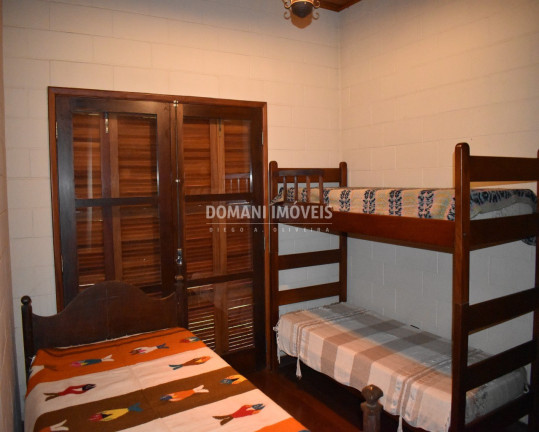 Imagem Casa com 4 Quartos à Venda, 185 m² em Região Do Vale Encantado - Campos Do Jordão