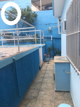 Imagem Casa com 3 Quartos à Venda, 498 m² em Vila Campanaro - Duque De Caxias