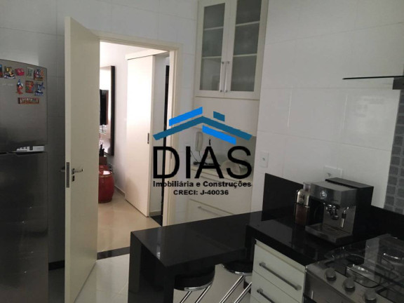 Imagem Casa com 3 Quartos à Venda, 256 m² em Centro - Araraquara Imagem Casa com 3 Quartos à Venda, 256 m² em Centro - Araraquara