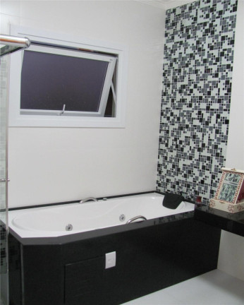 Imagem Casa com 3 Quartos à Venda, 260 m² em Jardim Paulista - Atibaia