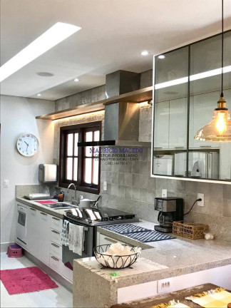 Imagem Casa com 4 Quartos à Venda, 360 m² em Alphaville - Santana De Parnaíba Imagem Casa com 4 Quartos à Venda, 360 m² em Alphaville - Santana De Parnaíba
