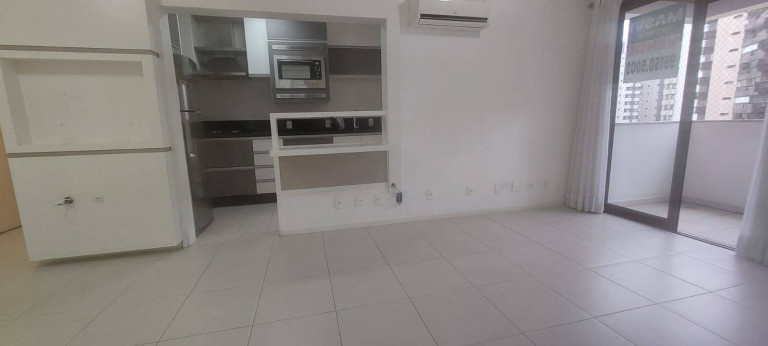 Imagem Apartamento com 2 Quartos à Venda, 71 m² em Centro - Florianópolis Imagem Apartamento com 2 Quartos à Venda, 71 m² em Centro - Florianópolis