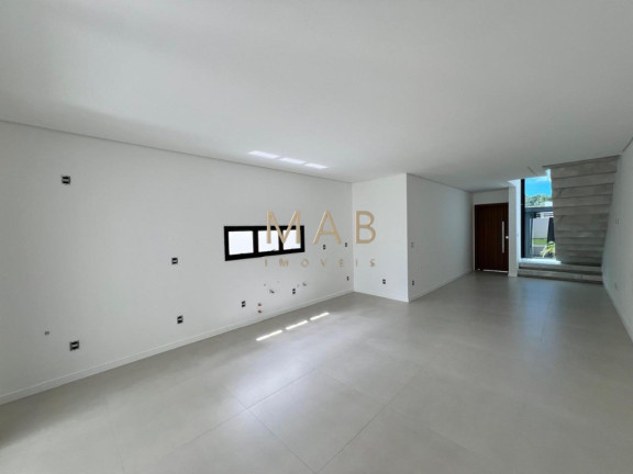 Imagem Casa com 3 Quartos à Venda, 150 m² em Ingleses Do Rio Vermelho - Florianópolis Imagem Casa com 3 Quartos à Venda, 150 m² em Ingleses Do Rio Vermelho - Florianópolis