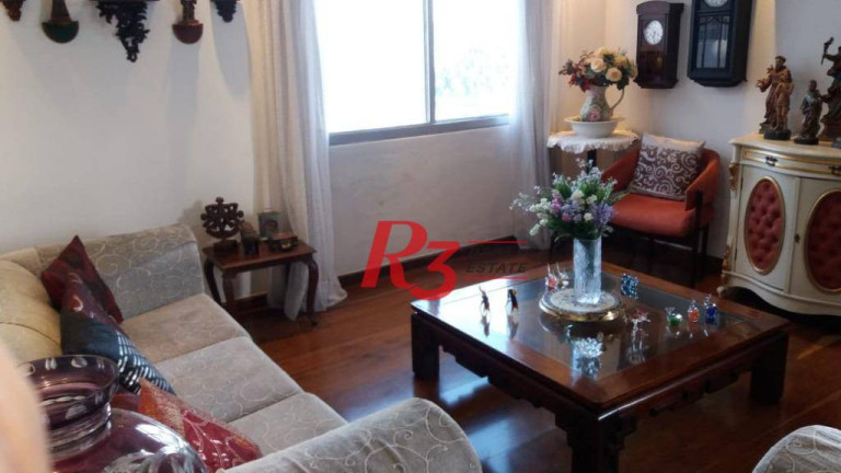 Apartamento com 4 Quartos à Venda, 190 m² em José Menino - Santos