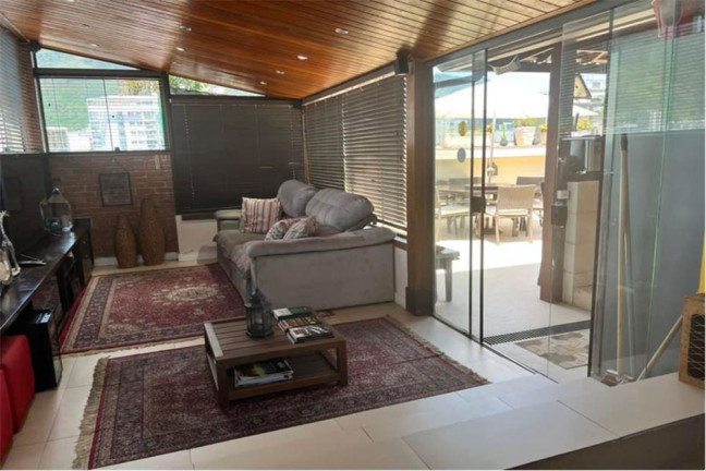 Imagem Cobertura com 3 Quartos à Venda, 244 m² em Tijuca - Rio De Janeiro