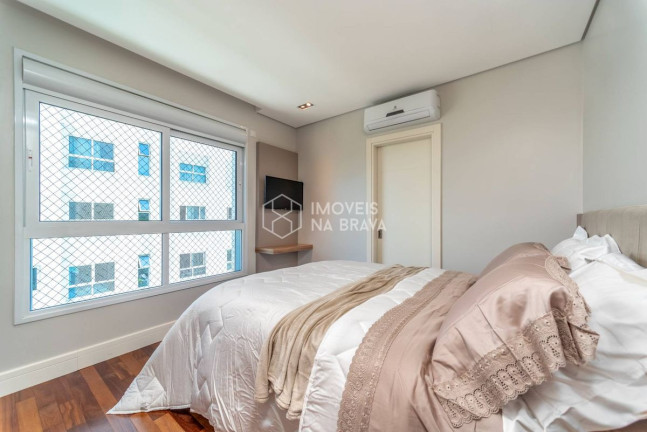 Imagem Apartamento com 3 Quartos à Venda, 166 m² em Praia Brava - Itajaí