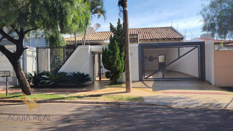 Casa com 3 Quartos à Venda, 293 m² em Vila Vilas Boas - Campo Grande