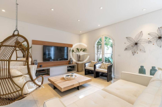 Imagem Casa com 4 Quartos à Venda, 533 m² em Jardim Petrópolis - São Paulo