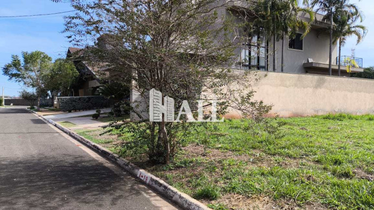 Terreno à Venda, 420 m² em Golden Park Residence - Mirassol