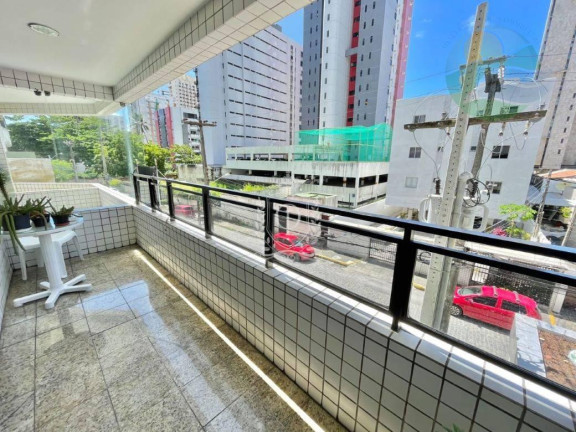 Imagem Apartamento com 3 Quartos à Venda, 120 m²