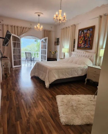 Imagem Casa com 4 Quartos para Alugar, 2.400 m² em Caraguatá - Mairiporã Imagem Casa com 4 Quartos para Alugar, 2.400 m² em Caraguatá - Mairiporã
