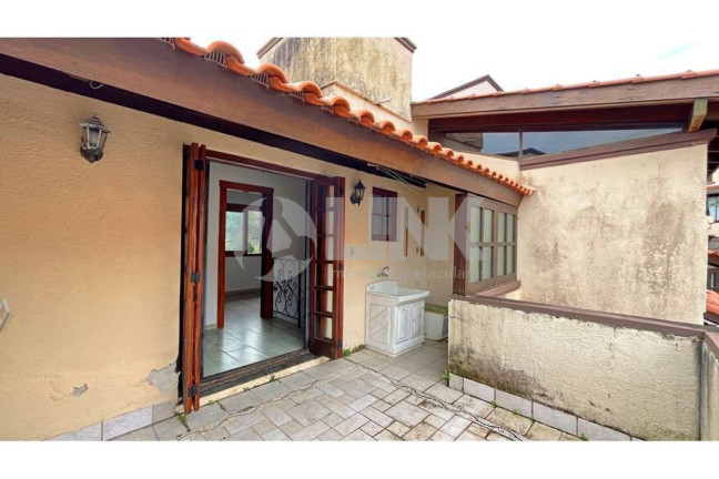 Imagem Imóvel com 3 Quartos à Venda, em Tristeza - Porto Alegre Imagem Imóvel com 3 Quartos à Venda, em Tristeza - Porto Alegre