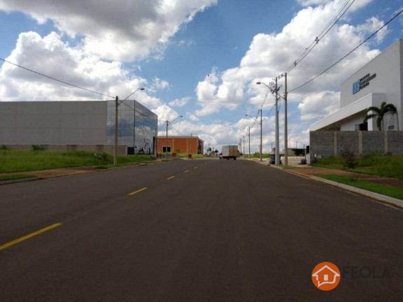 Imagem Terreno à Venda, 2.024 m² em Jardim São Francisco - Nova Odessa Imagem Terreno à Venda, 2.024 m² em Jardim São Francisco - Nova Odessa