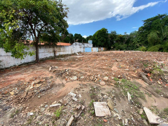 Imagem Terreno à Venda, 2.371 m² em Olho D'água - São Luís Imagem Terreno à Venda, 2.371 m² em Olho D'água - São Luís