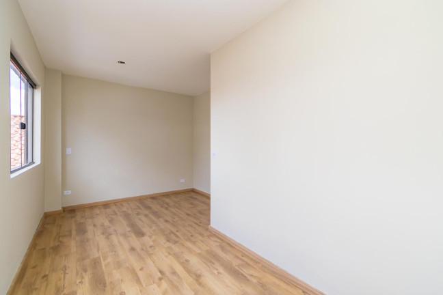 Imagem Casa de Condomínio com 3 Quartos à Venda, 97 m² em Uberaba - Curitiba
