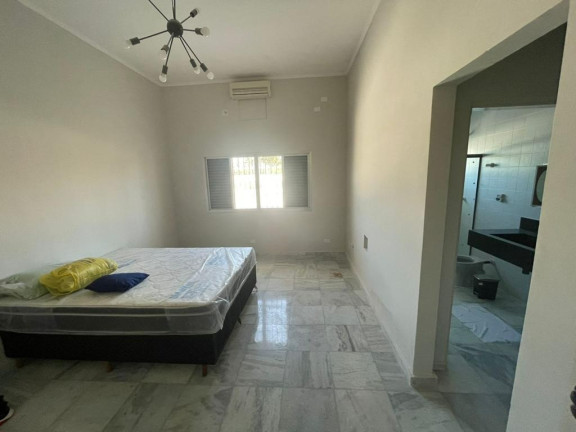 Imagem Imóvel com 13 Quartos à Venda, 1.000 m² em Praia Das Palmeiras - Caraguatatuba Imagem Imóvel com 13 Quartos à Venda, 1.000 m² em Praia Das Palmeiras - Caraguatatuba