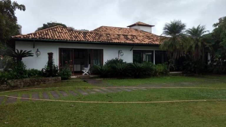 Imagem Casa de Condomínio com 8 Quartos à Venda, 1.340 m² em Barra Da Tijuca - Rio De Janeiro Imagem Casa de Condomínio com 8 Quartos à Venda, 1.340 m² em Barra Da Tijuca - Rio De Janeiro