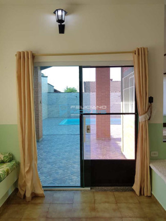 Imagem Casa com 5 Quartos à Venda, 133 m² em Flórida - Praia Grande