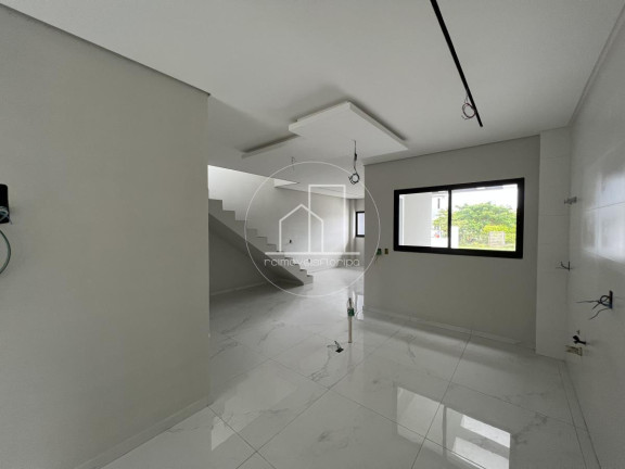 Imagem Casa com 3 Quartos à Venda, 150 m² em São João Do Rio Vermelho - Florianópolis Imagem Casa com 3 Quartos à Venda, 150 m² em São João Do Rio Vermelho - Florianópolis