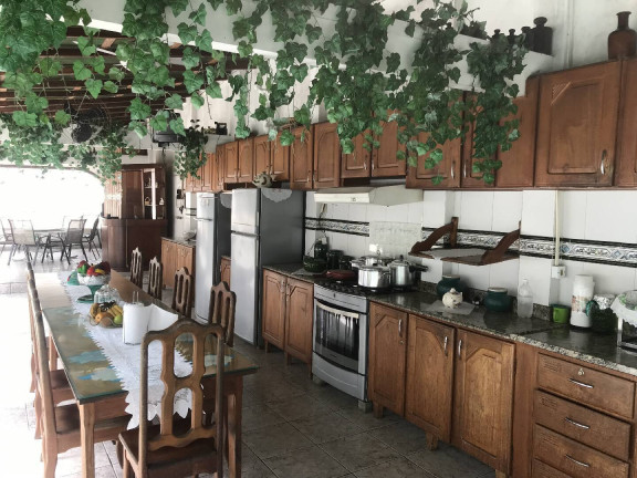 Imagem Casa com 6 Quartos à Venda, 720 m² em Santo Antônio - Manaus Imagem Casa com 6 Quartos à Venda, 720 m² em Santo Antônio - Manaus