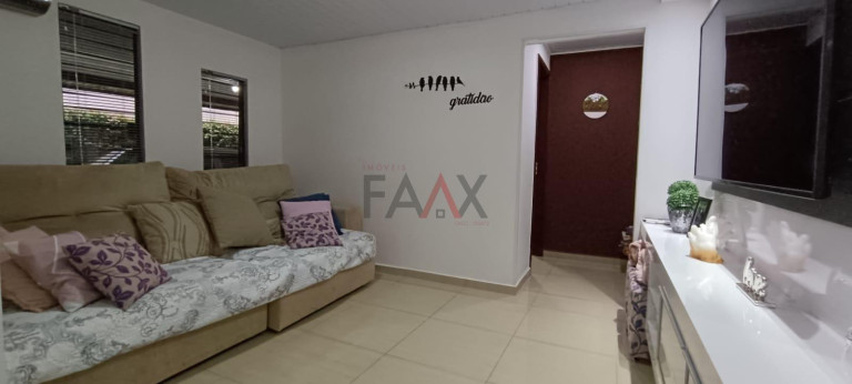 Imagem Casa com 4 Quartos à Venda, 255 m² em Boqueirão - Guarapuava Imagem Casa com 4 Quartos à Venda, 255 m² em Boqueirão - Guarapuava