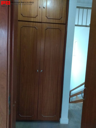 Imagem Casa com 4 Quartos para Alugar, 252 m² em Santo Amaro - São Paulo Imagem Casa com 4 Quartos para Alugar, 252 m² em Santo Amaro - São Paulo
