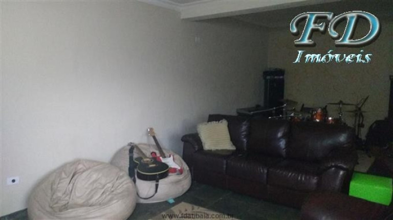 Imagem Casa com 3 Quartos à Venda, 300 m² em Terra Preta - Mairiporã Imagem Casa com 3 Quartos à Venda, 300 m² em Terra Preta - Mairiporã
