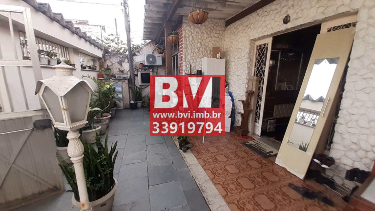 Imagem Casa com 3 Quartos à Venda, 211 m² em Vila Da Penha - Rio De Janeiro Imagem Casa com 3 Quartos à Venda, 211 m² em Vila Da Penha - Rio De Janeiro