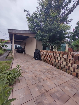 Imagem Casa com 3 Quartos à Venda, 450 m² em Flores - Manaus