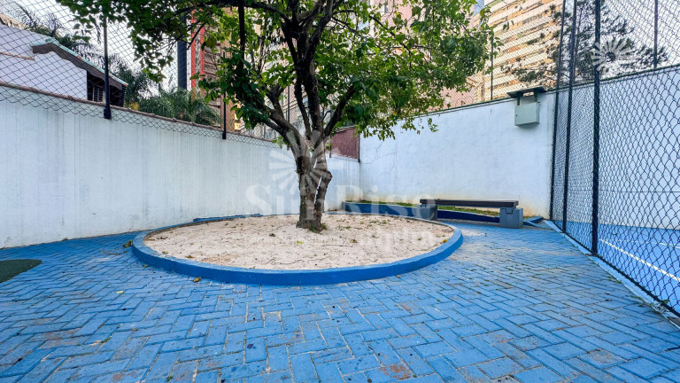 Imagem Casa com 5 Quartos à Venda, 435 m² em Alpha Plus - Barueri Imagem Casa com 5 Quartos à Venda, 435 m² em Alpha Plus - Barueri