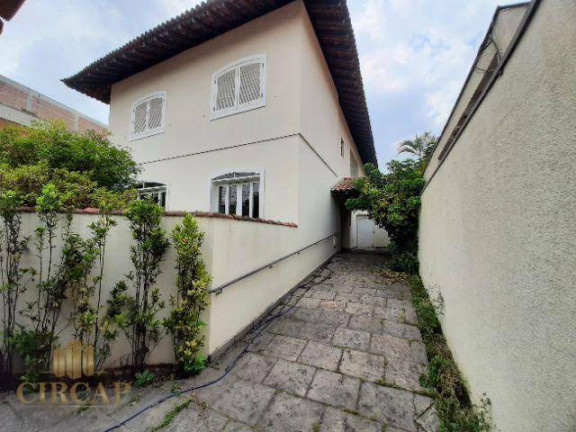 Sobrado com 5 Quartos à Venda, 491 m² em Jardim Europa - São Paulo
