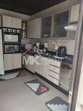 Imagem Sobrado com 5 Quartos à Venda, 270 m² em Uberaba - Curitiba Imagem Sobrado com 5 Quartos à Venda, 270 m² em Uberaba - Curitiba