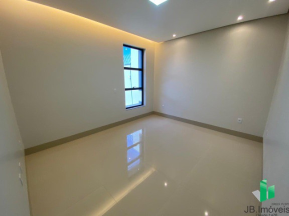Imagem Casa com 3 Quartos à Venda, 150 m² em Planalto - Montes Claros