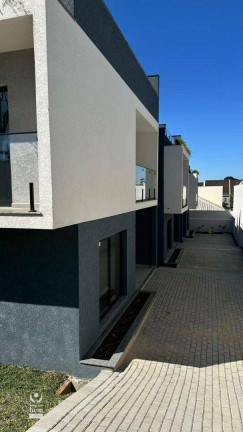 Imagem Sobrado com 3 Quartos à Venda, 191 m² em Santa Felicidade - Curitiba