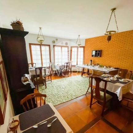 Imagem Casa com 6 Quartos à Venda, 720 m² em Capivari - Campos Do Jordão