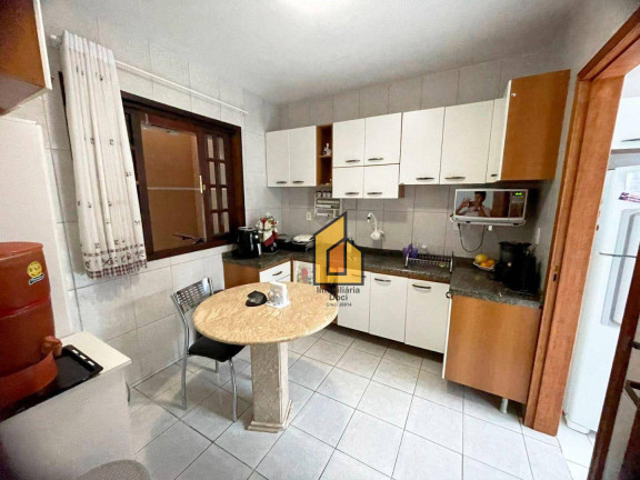 Imagem Sobrado com 4 Quartos à Venda, 120 m² em Iguaçu - Araucária Imagem Sobrado com 4 Quartos à Venda, 120 m² em Iguaçu - Araucária