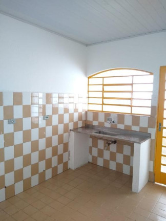 Imagem Sobrado com 2 Quartos à Venda, 121 m² em Jardim Vitória - Suzano Imagem Sobrado com 2 Quartos à Venda, 121 m² em Jardim Vitória - Suzano