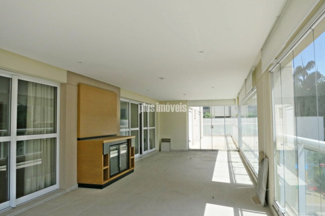 Imagem Apartamento com 3 Quartos à Venda, 615 m² em Panamby - São Paulo Imagem Apartamento com 3 Quartos à Venda, 615 m² em Panamby - São Paulo