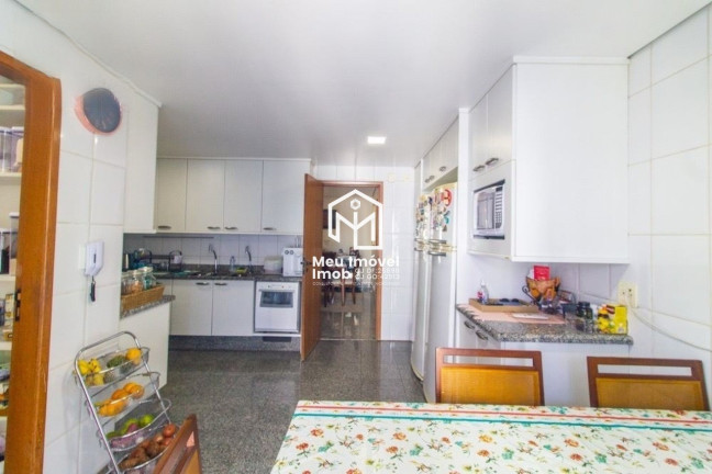 Imagem Imóvel com 4 Quartos à Venda, 210 m² em Asa Norte - Brasília Imagem Imóvel com 4 Quartos à Venda, 210 m² em Asa Norte - Brasília